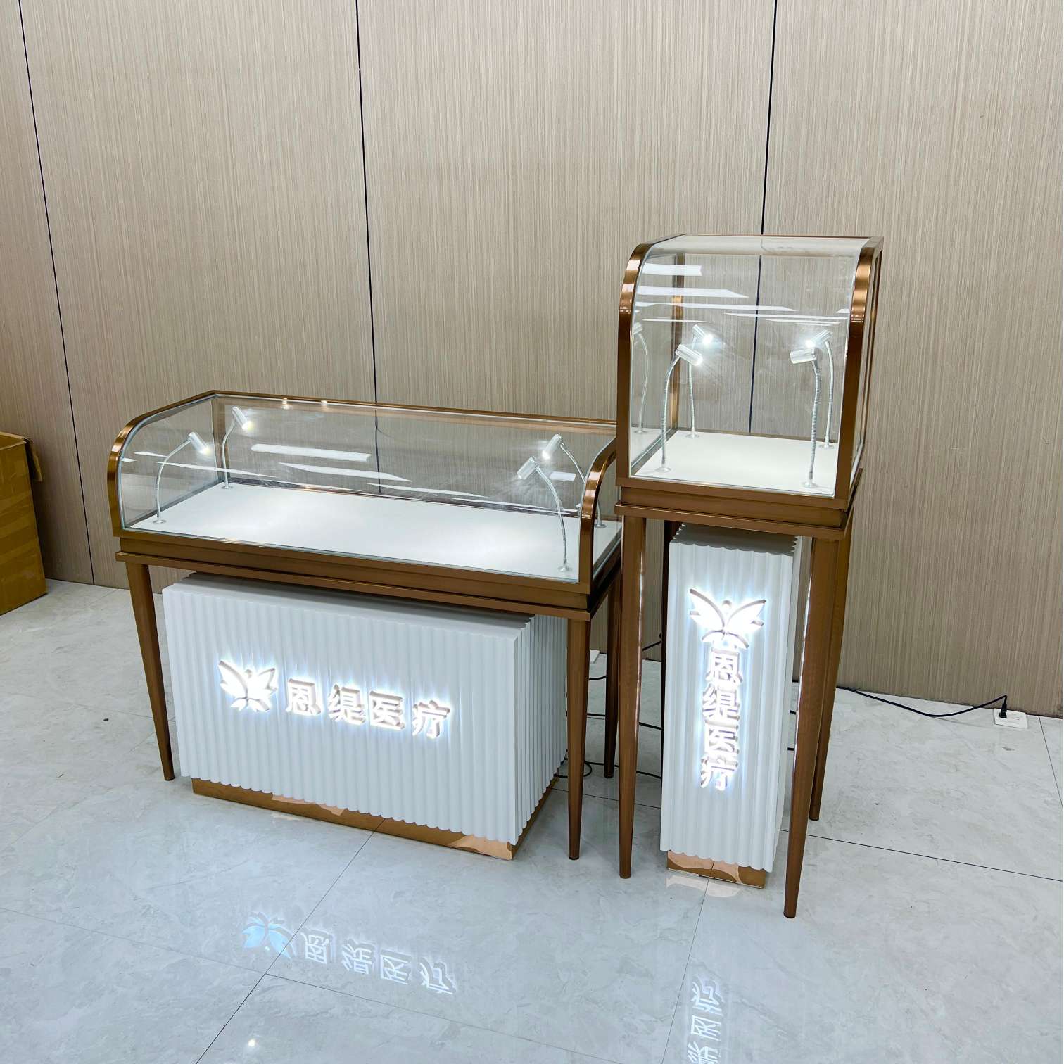 Bespoke Customized Jewelry Display Cabinet Bespoke Customized Jewelry Display Cabinet
