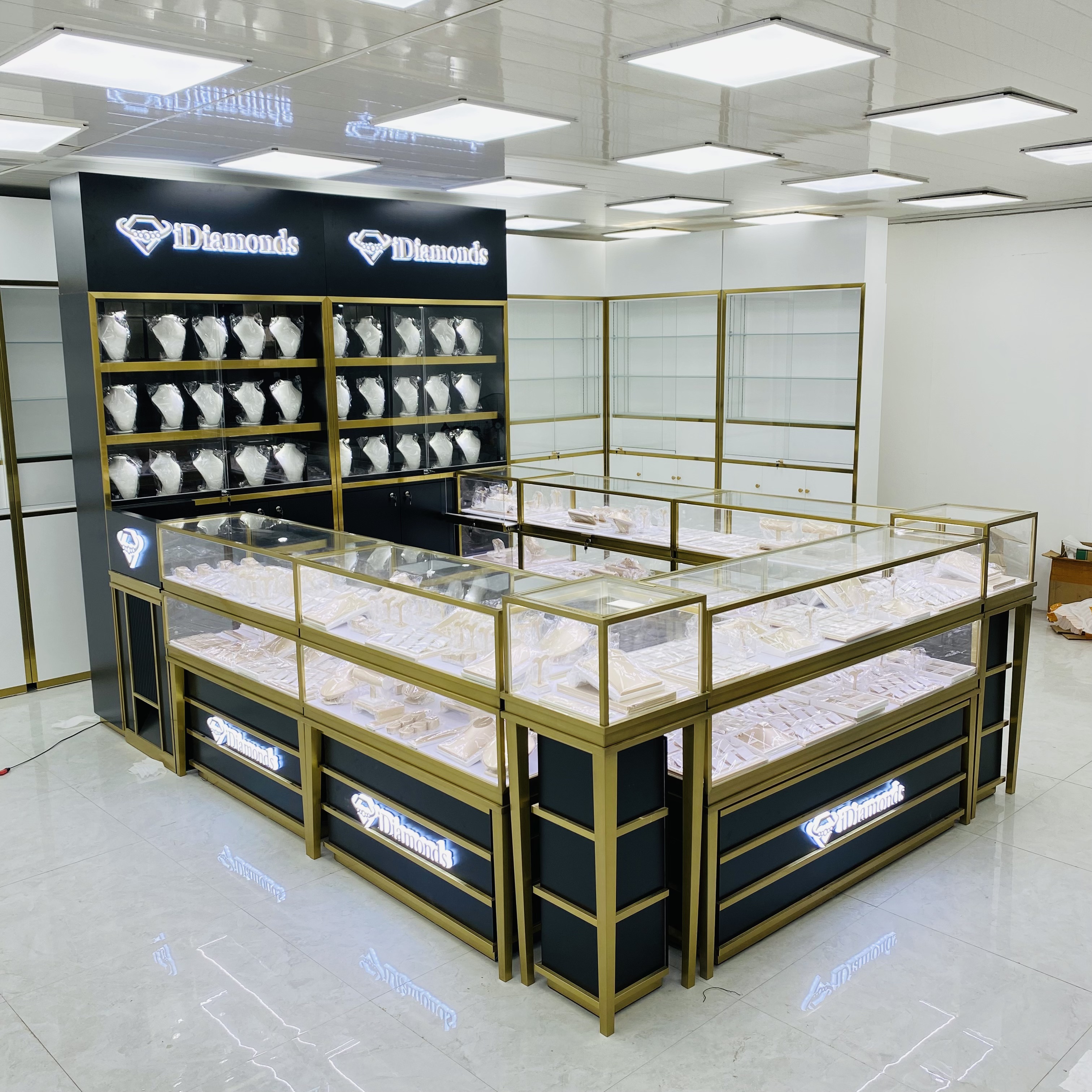 6cb75fa0-29e1-444f-9827-e22376ec5080