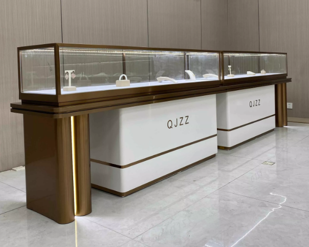 Comparison of The Best Glass Display Cases for 2026