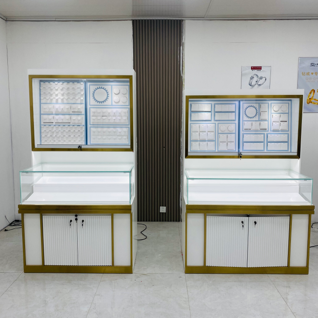 Elegant Craftsmanship Jewelry Display Cabinet