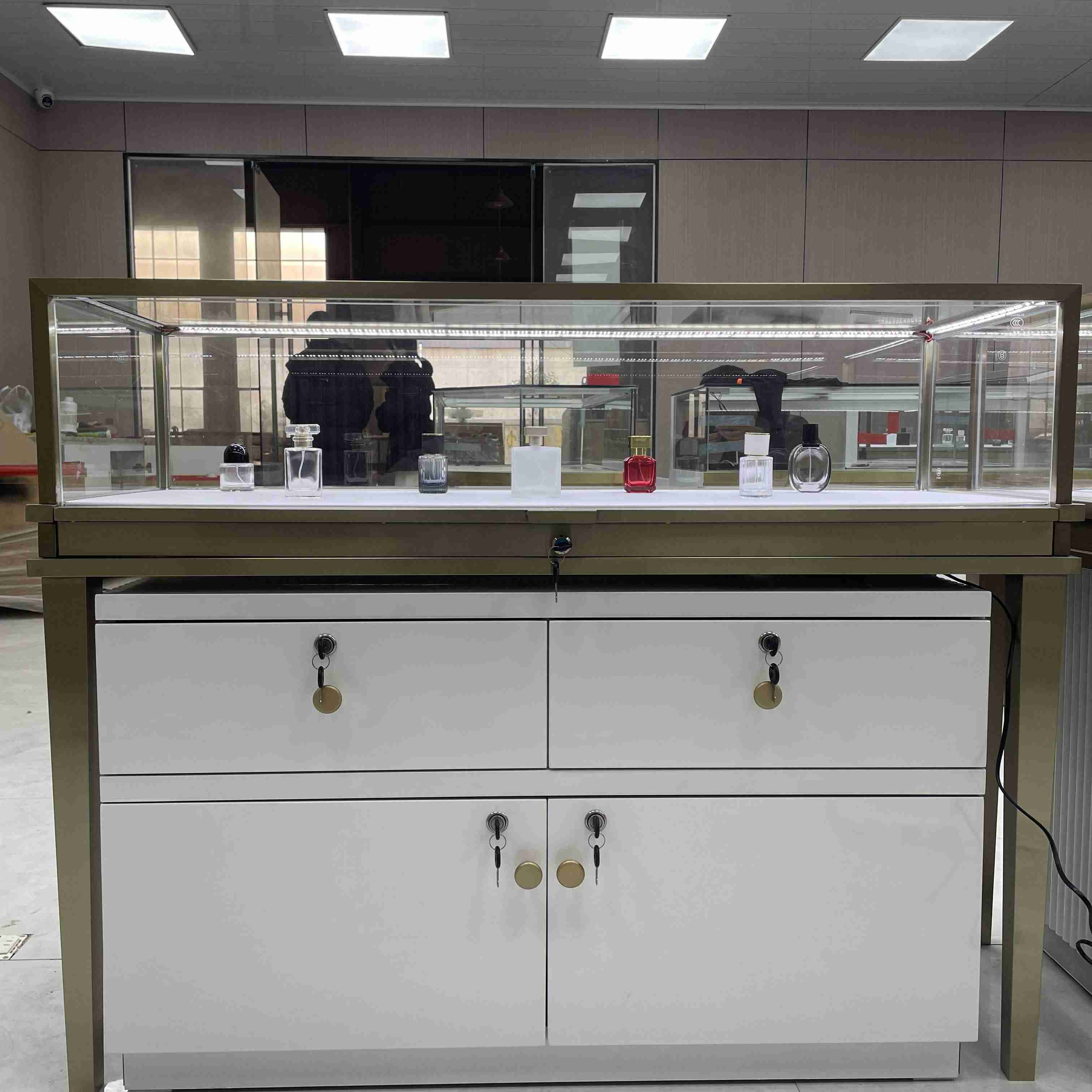 Jewelry Store Display Cabinet 