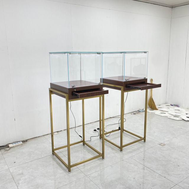 U-shaped Titanium Jewelry Display Cabinet